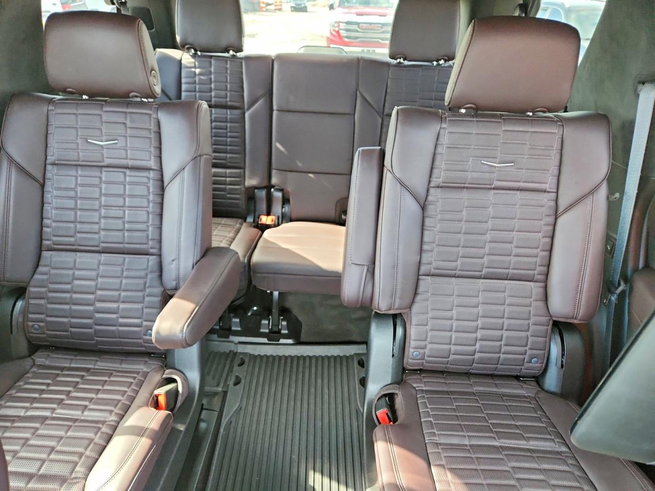Cadillac Escalade Sport 2024 9