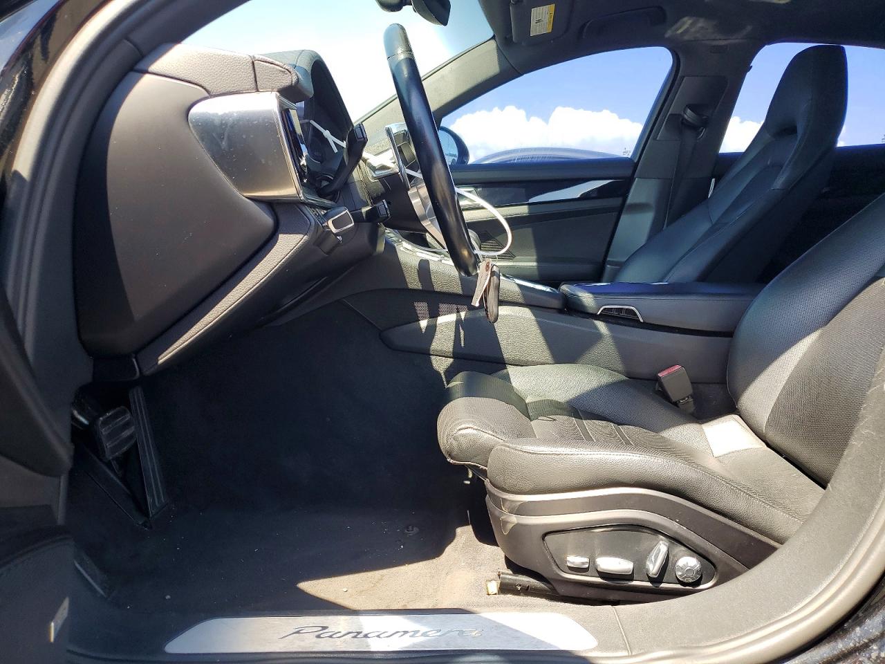 Porsche Panamera 4 2018 6
