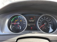 Volkswagen e-Golf 2016 8