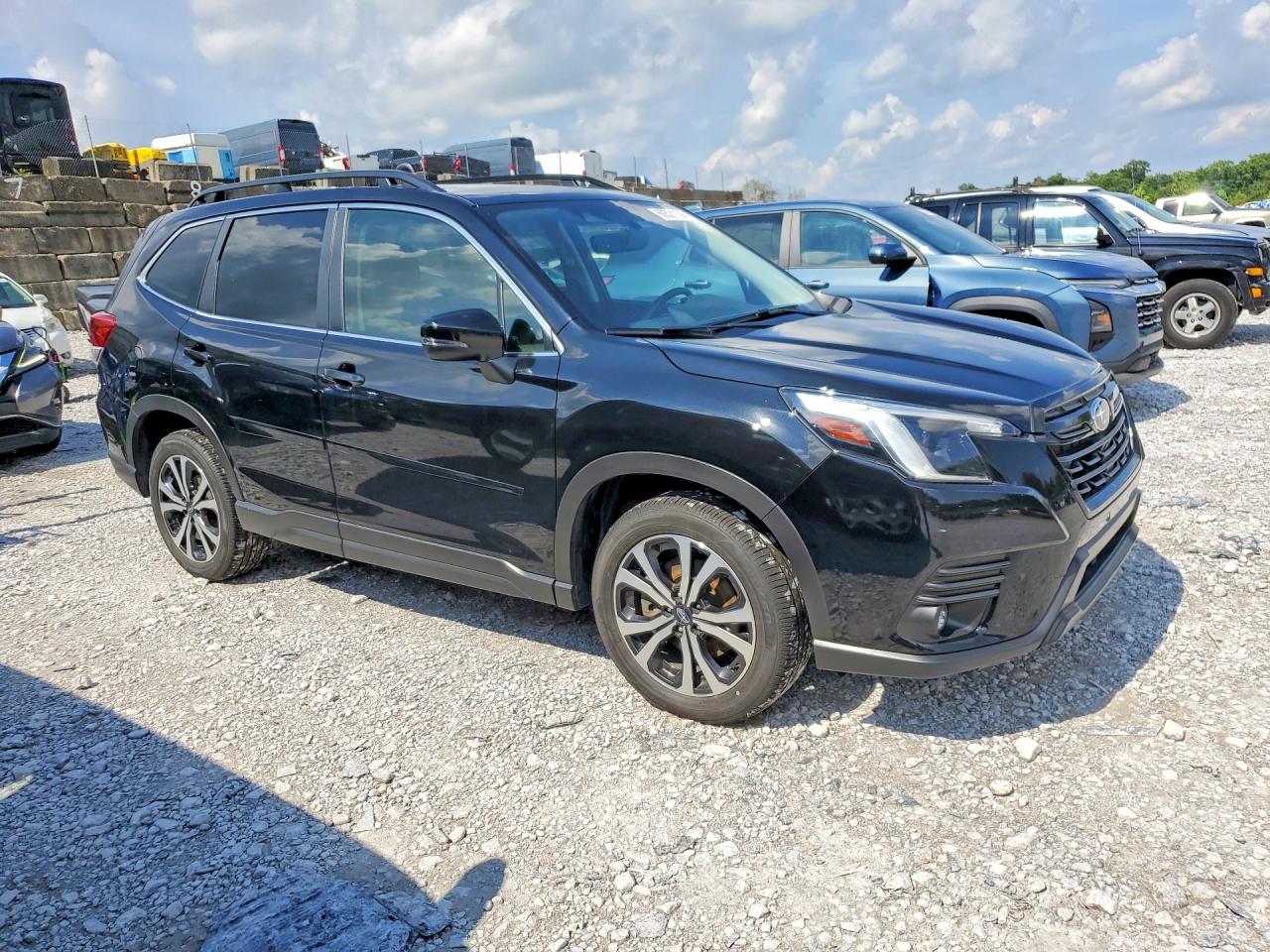 Subaru Forester Limited 2024 3