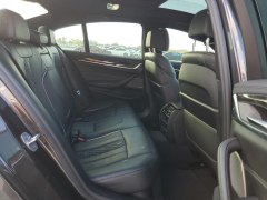 BMW M550i xDrive 2020 9