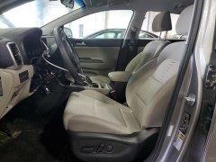 KIA Sportage LX 2021 6