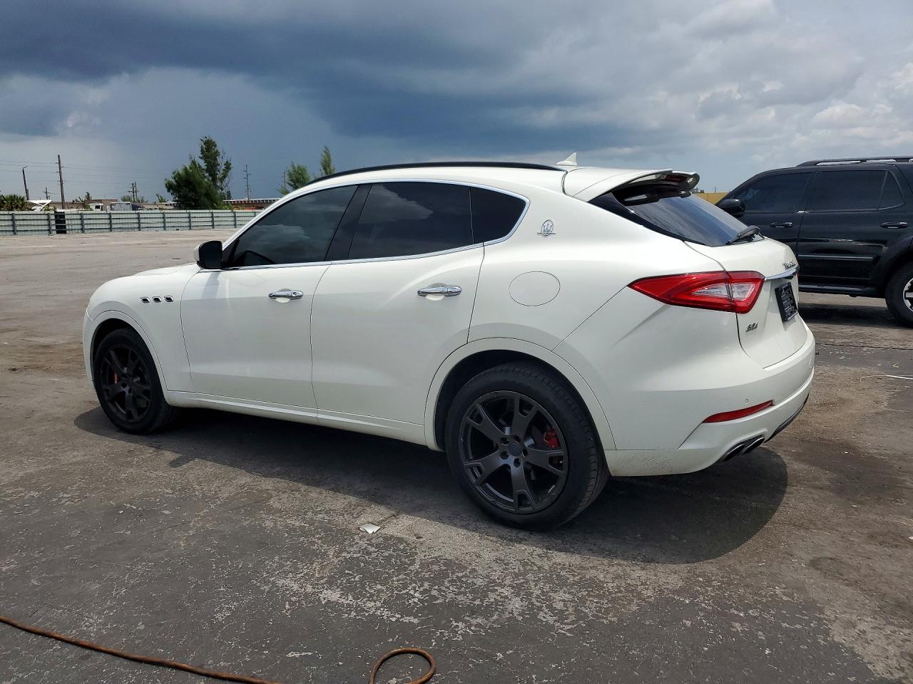 Maserati Levante S Sport 2018 1