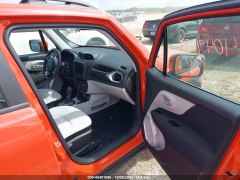 Jeep Renegade Latitude 2020 8