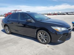 Toyota Camry SE 2017 2