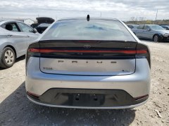 Toyota Prius Limited 2023 4