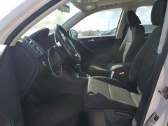 Volkswagen Tiguan SE 2015 7