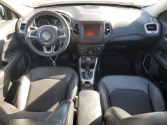 Jeep Compass Latitude 2019 6