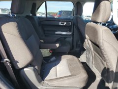 Ford Explorer XLT 2024 9