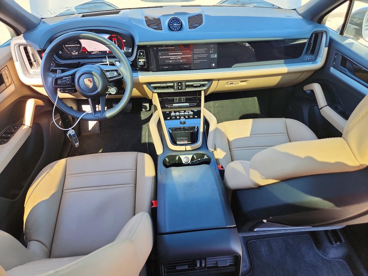 Porsche Cayenne Coupe 2025 7