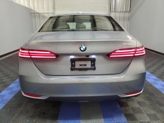 BMW 530i 2024 4