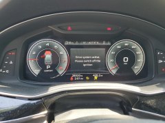 Audi Q8 Premium Plus 2021 8