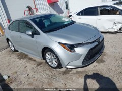 Toyota Corolla LE 2024 2