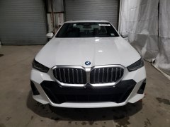 BMW 530i xDrive 2024 1