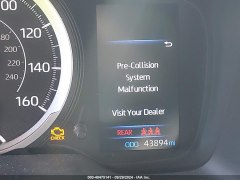 Toyota Corolla LE 2021 12