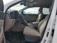 Hyundai Tucson SE 2021 6