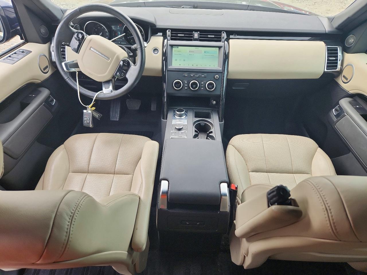 Land Rover Discovery SE 2020 7