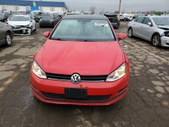 Volkswagen Golf SE 2017 1