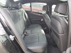 BMW M550i xDrive 2021 9