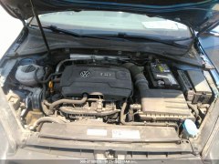 Volkswagen Golf SE 2017 12
