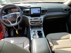 Ford Explorer XLT 2023 7