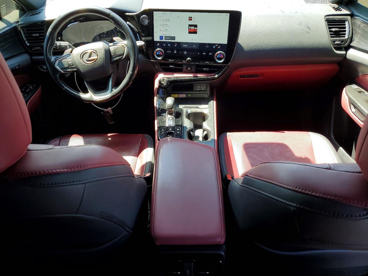 Lexus Nx 450H+ Base 2024 7