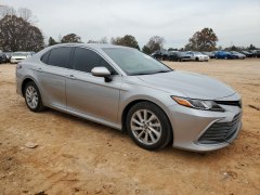 Toyota Camry LE 2023 2