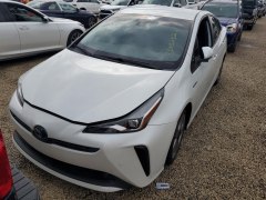 Toyota Prius Limited 2021 1