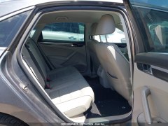Volkswagen Passat R-Line 2017 10