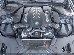 BMW M550i xDrive 2021 14