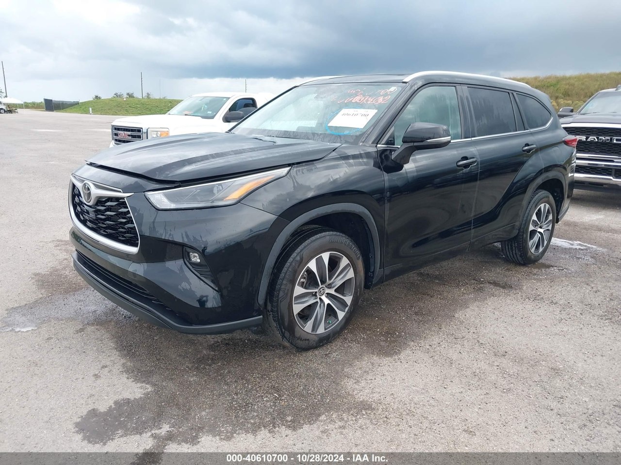 Toyota Highlander XLE 2023 0 Toyota Highlander XLE 2023 0