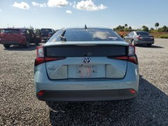 Toyota Prius LE 2021 4