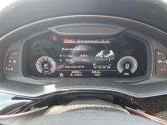 Audi Q7 Premium 2022 8