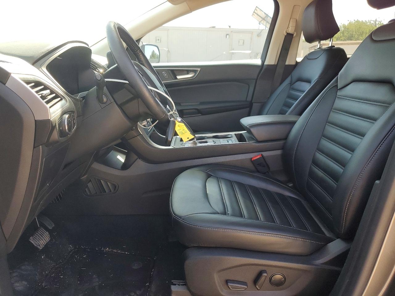 Ford Edge SEL 2023 6