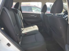 Nissan Rogue S 2017 10