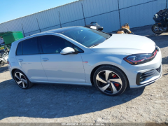 Volkswagen Golf GTI 2020 8