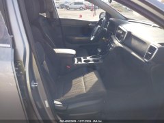 KIA Sportage LX 2021 8