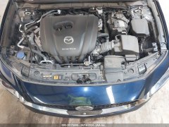 Mazda 3 Preferred 2021 8