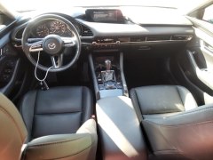 Mazda 3 Preferred 2020 7