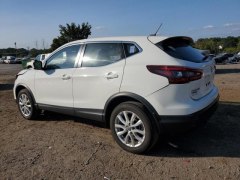 Nissan Rogue Sport S 2022 5