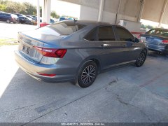 Volkswagen Jetta SE 2020 4
