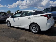 Toyota Prius LE 2021 5