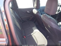 Jeep Renegade Altitude 2023 10