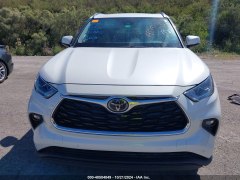Toyota Highlander Limited 2021 1
