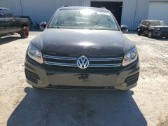 Volkswagen Tiguan SE 2016 1