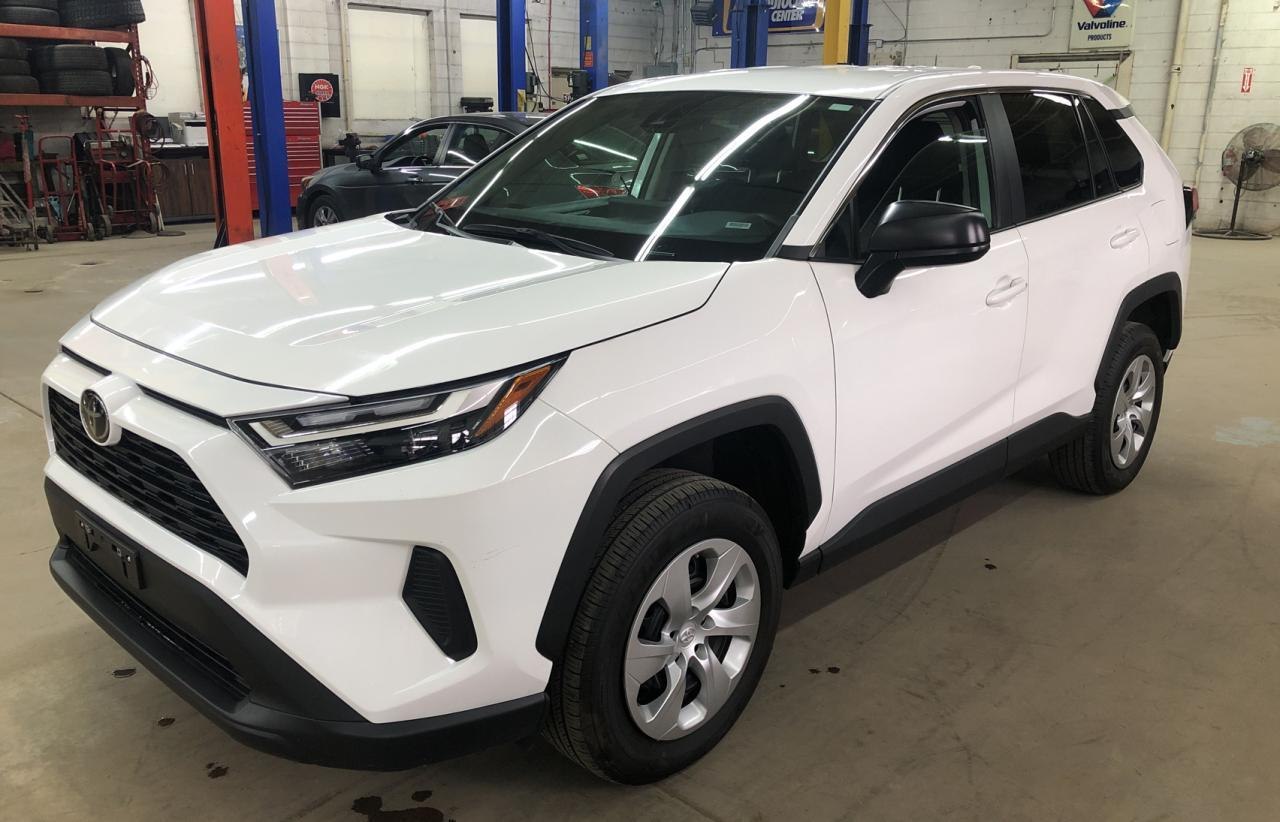 Toyota RAV4 LE 2023 0 Toyota RAV4 LE 2023 0