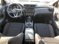 Nissan Rogue Sport S 2022 7