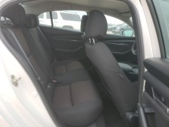 Mazda 3 Base 2022 9