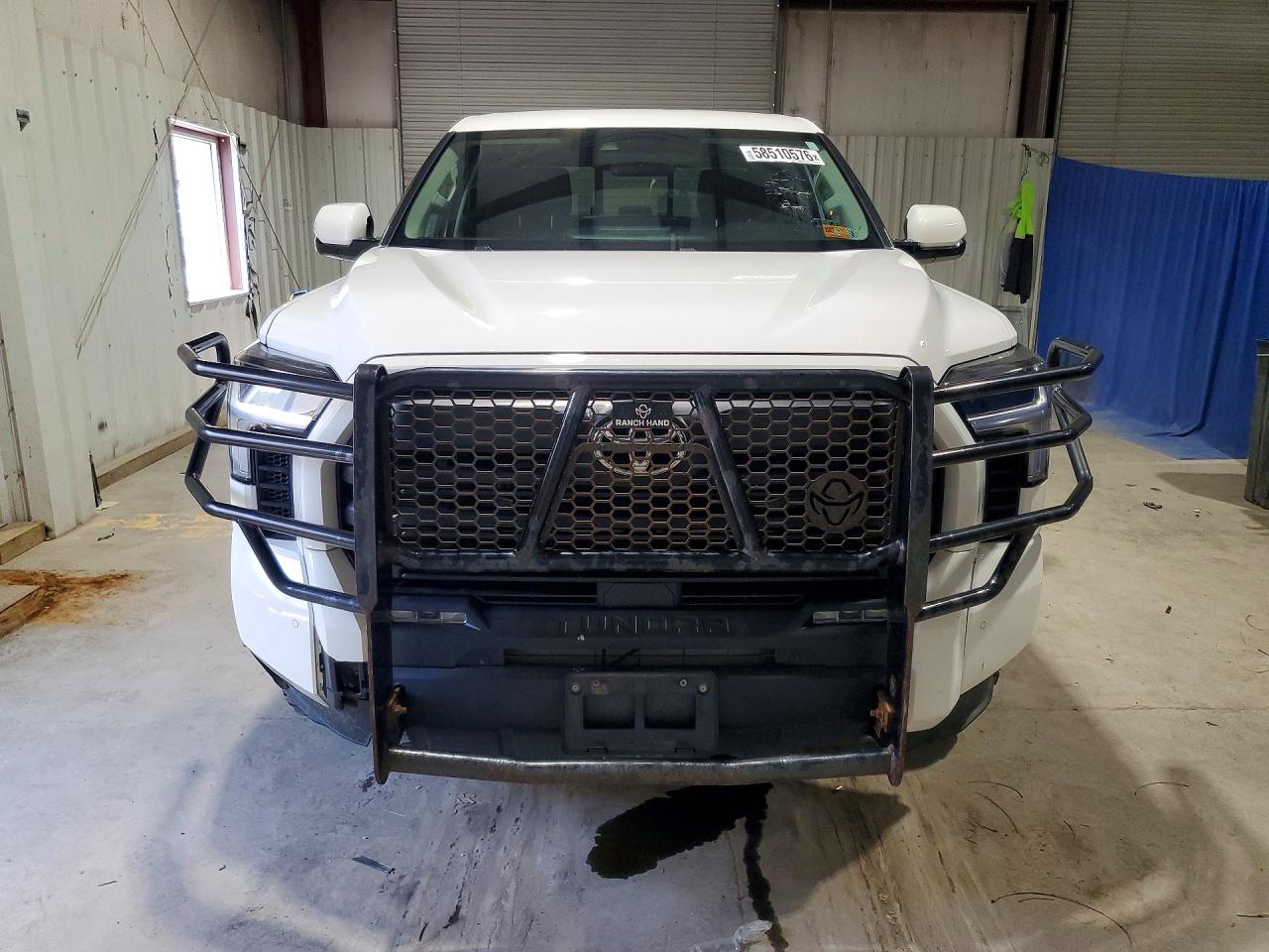 Toyota Tundra Sr5 2023 4