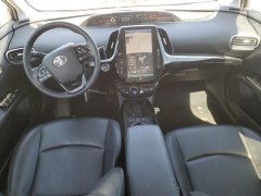 Toyota Prius Limited 2019 7